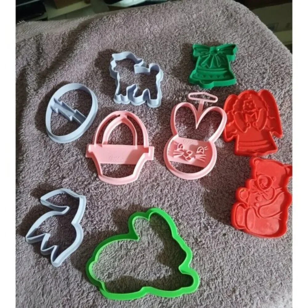 9 Vintage Hutzler Wilton Cookie Cutters